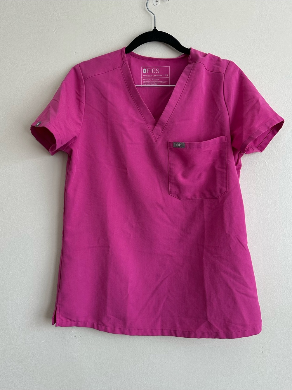 FIGS Pink Scrub Set